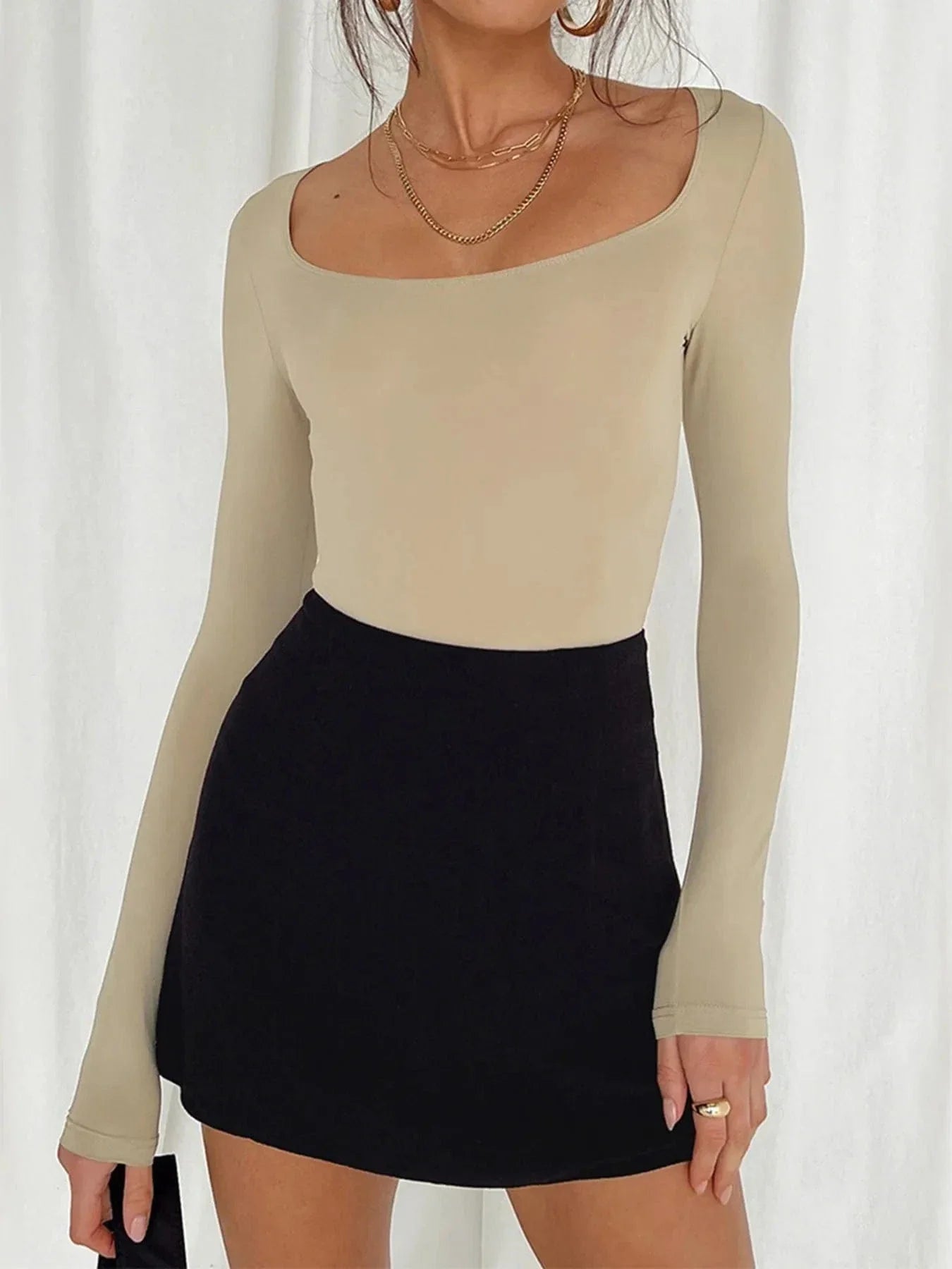 Long Sleeve Scoop Neck Fitted Shirt
