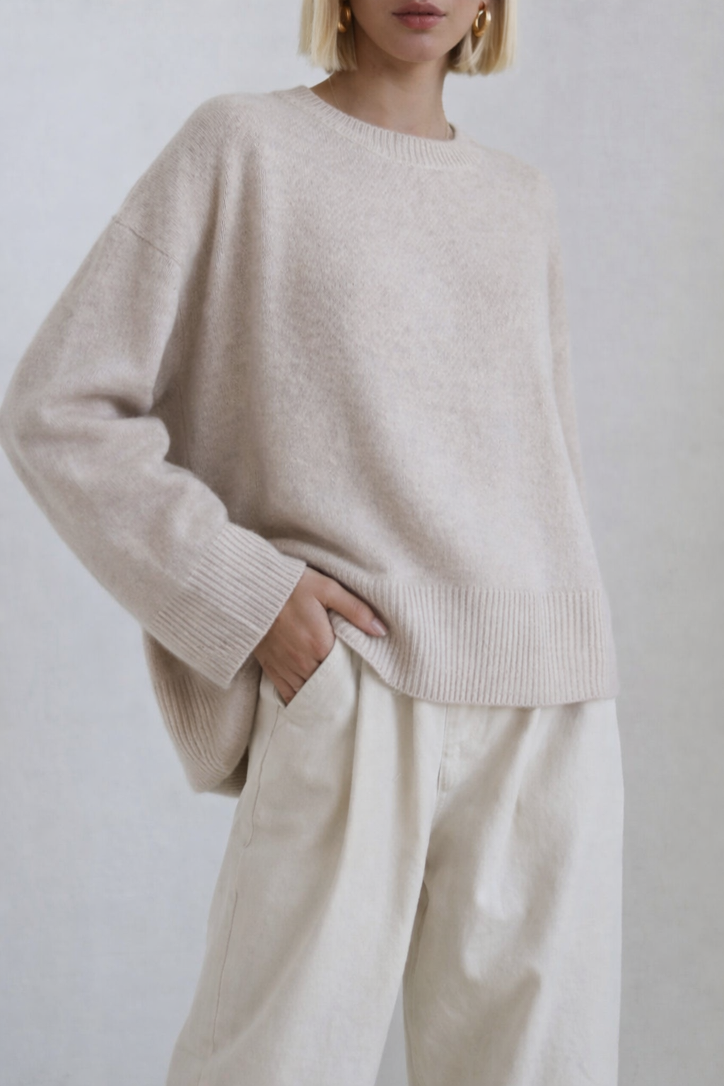 Women's Crew Neck Knit Jumper with Long Sleeves and Ribbed Cuffs