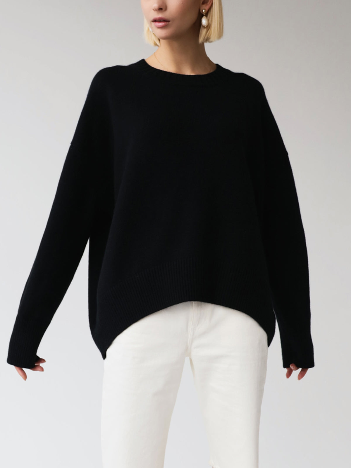 Women's Crew Neck Knit Jumper with Long Sleeves and Ribbed Cuffs